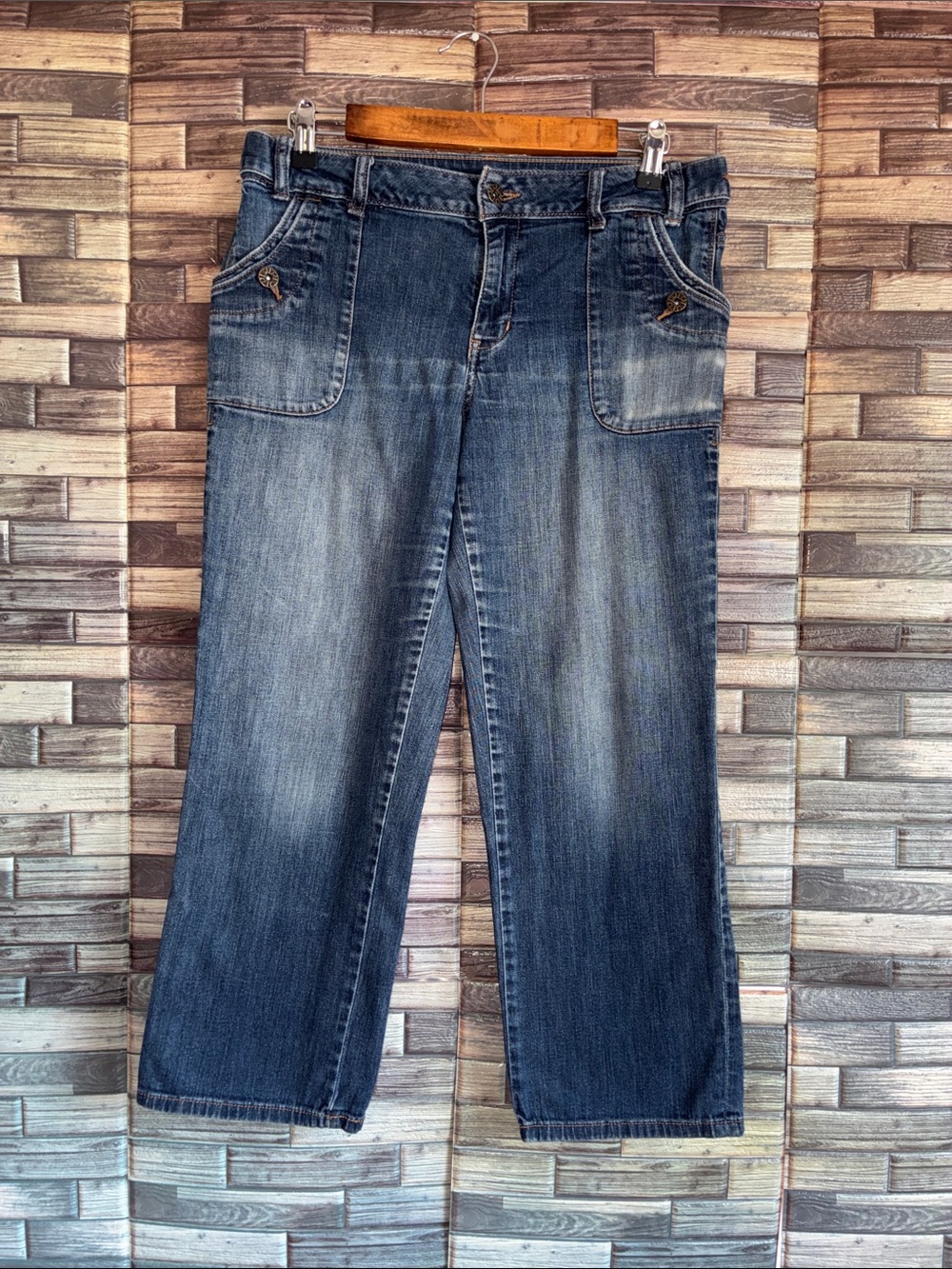Pre Owned Sonoma Women's Classic Mid-Rise Straight Leg Cropped Jeans - Blue 10P